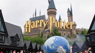 Universal Studios Japan di Osaka dengan wahana Harry Potter, tujuan populer wisata ke Jepang